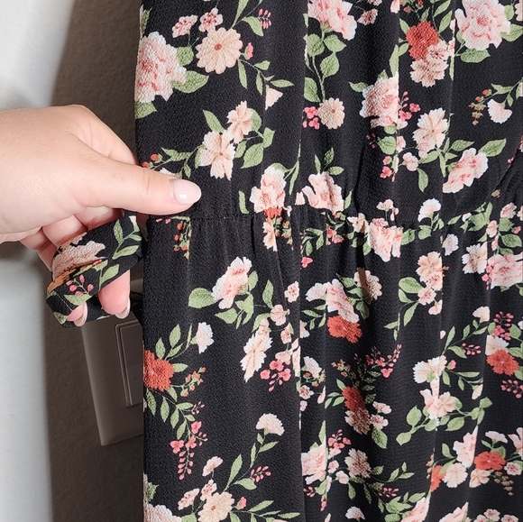 City Chic off shoulder floral maxi dress. Elastic waist. Belted. Size 16. - Picture 14 of 14